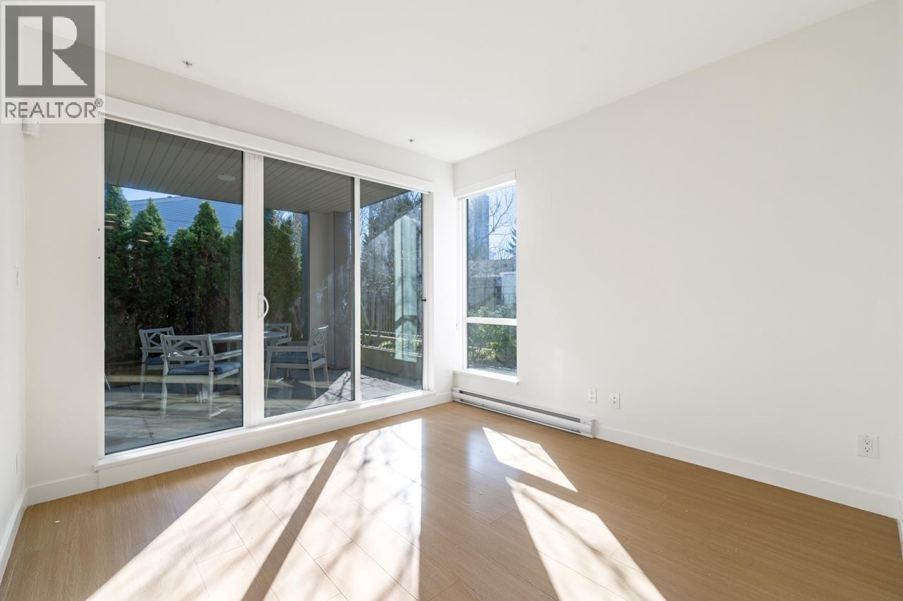 215 5460 Broadway, Burnaby, British Columbia  V5B 0B4 - Photo 7 - R3100229