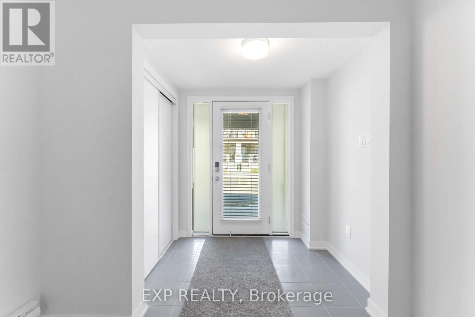 322 Olivenite Private, Ottawa, Ontario  K2J 7J4 - Photo 4 - X12889770