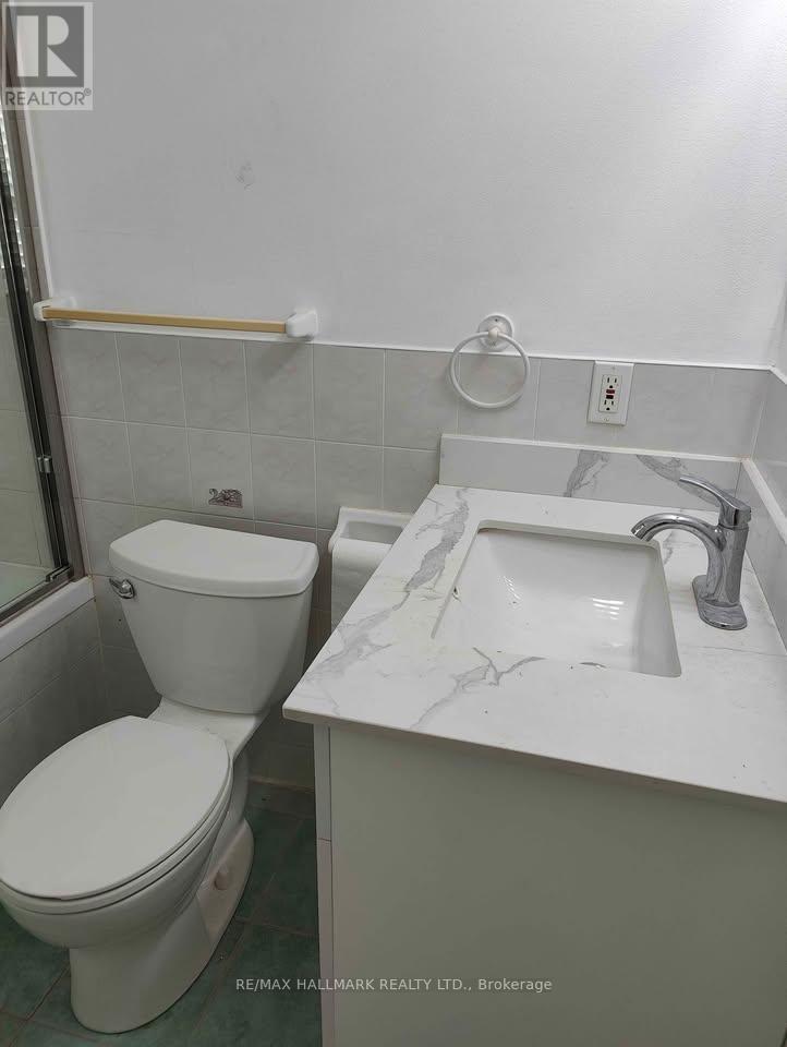 372 Woodbine Avenue, Toronto, Ontario  M4L 3P6 - Photo 2 - E12889756