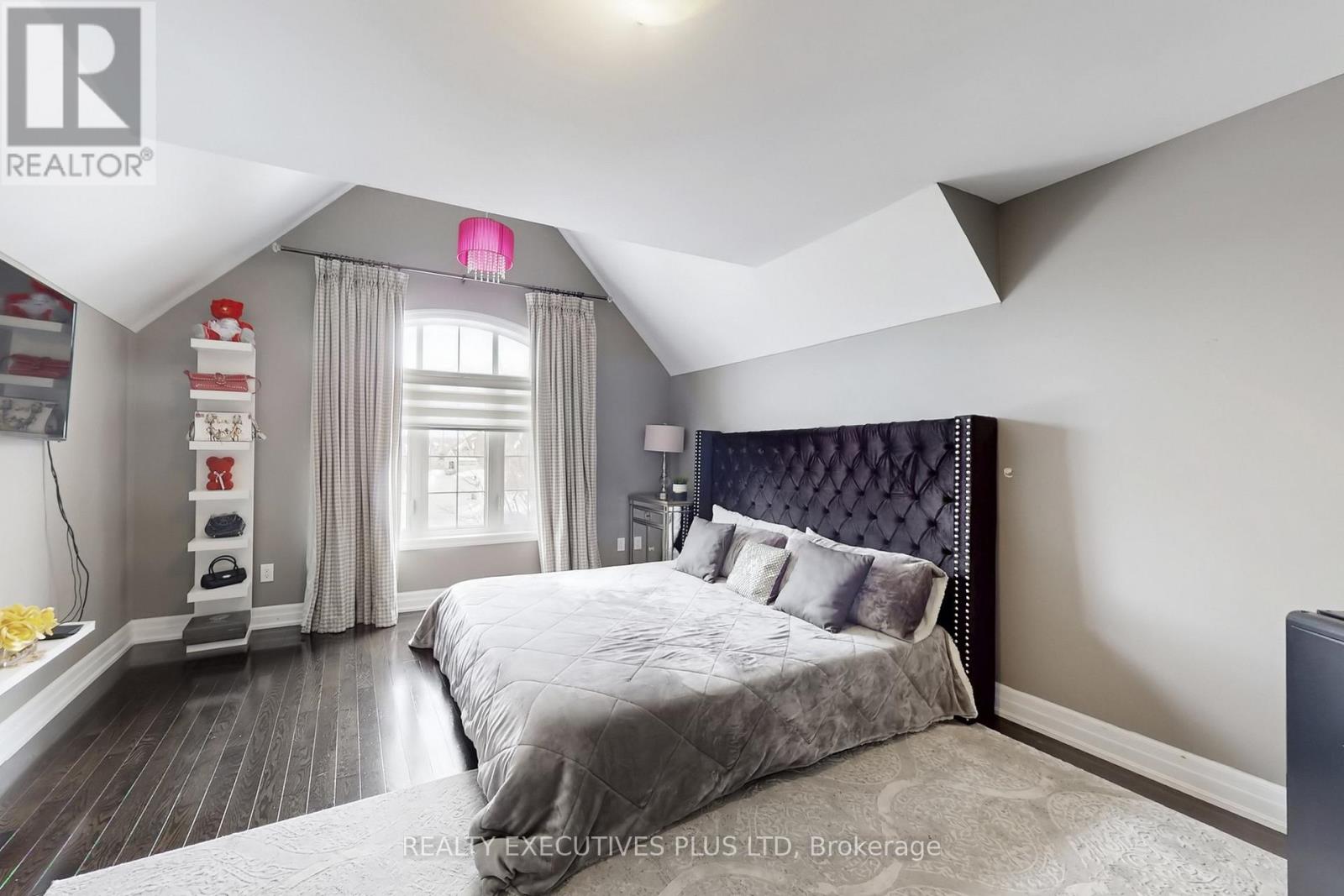 10 Sim Hill Crescent, King, Ontario  L7B 0C4 - Photo 19 - N12889742