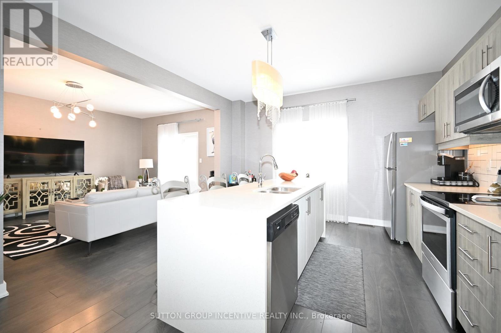 19 Mabern Street, Barrie, Ontario  L9J 0J1 - Photo 14 - S12889752