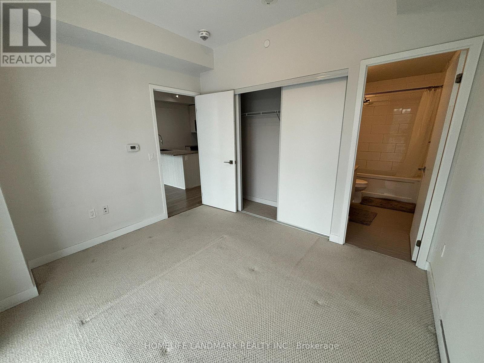 1904 - 4085 Parkside Village Drive, Mississauga, Ontario L5B 0K9 - Photo 10 - W12889758