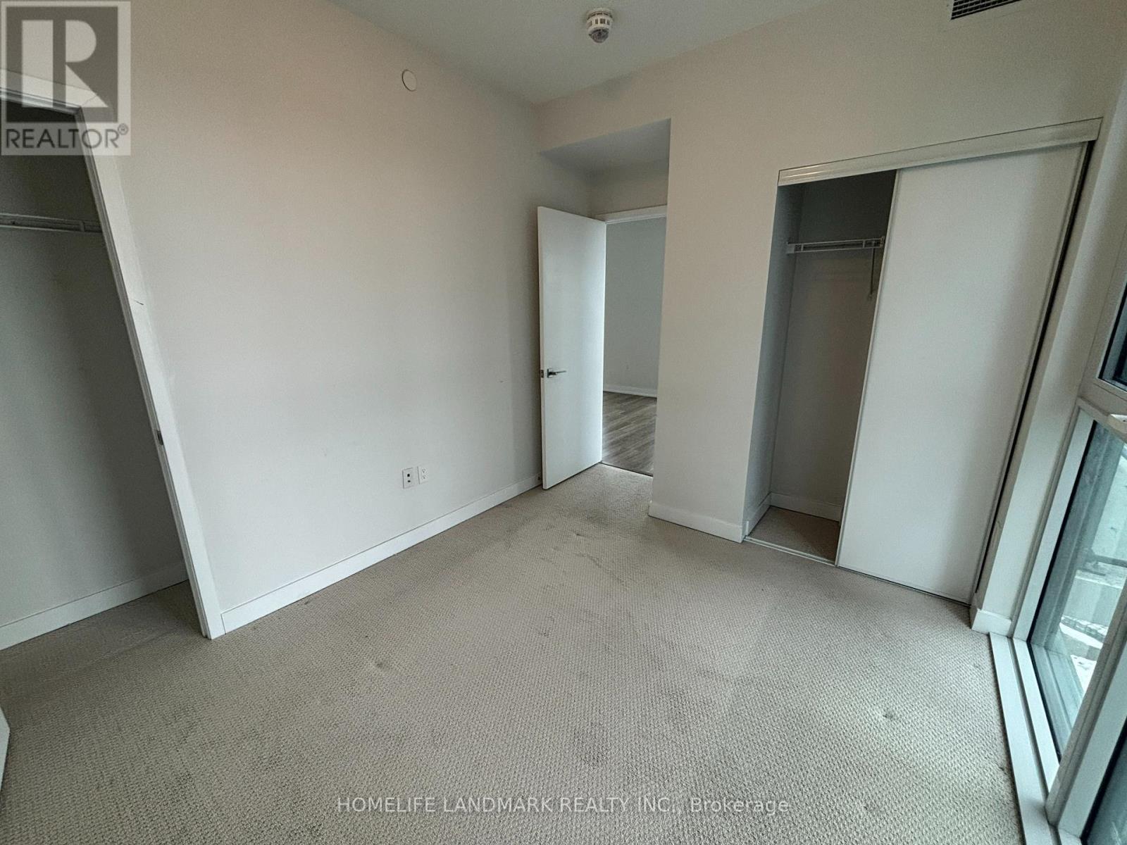 1904 - 4085 Parkside Village Drive, Mississauga, Ontario L5B 0K9 - Photo 13 - W12889758