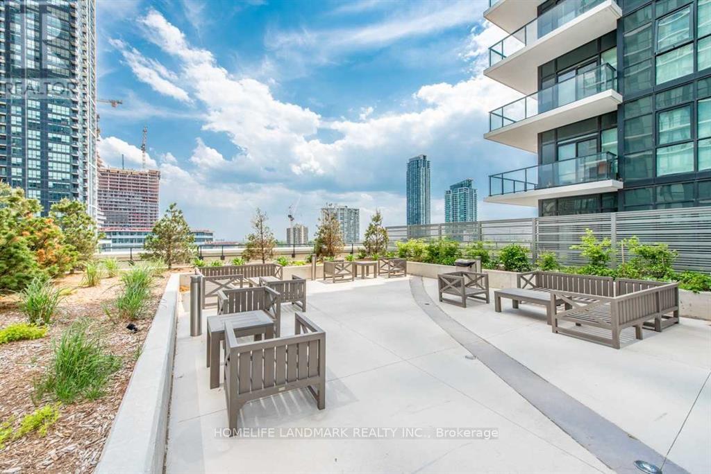 1904 - 4085 Parkside Village Drive, Mississauga, Ontario L5B 0K9 - Photo 18 - W12889758