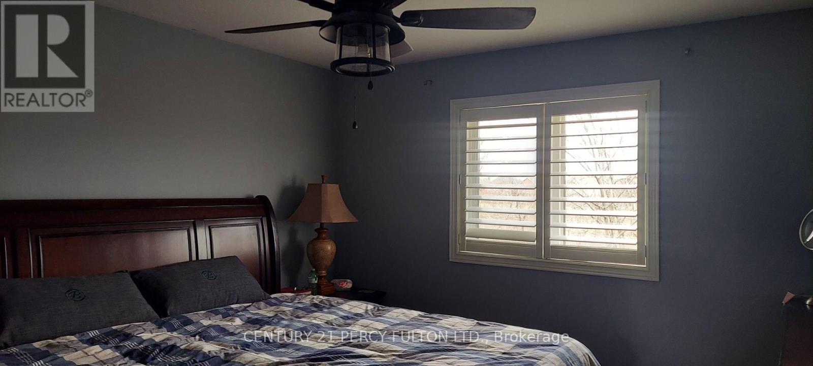 4051 Medland Drive, Burlington (Rose), Ontario  L7M 4W7 - Photo 14 - W12889766