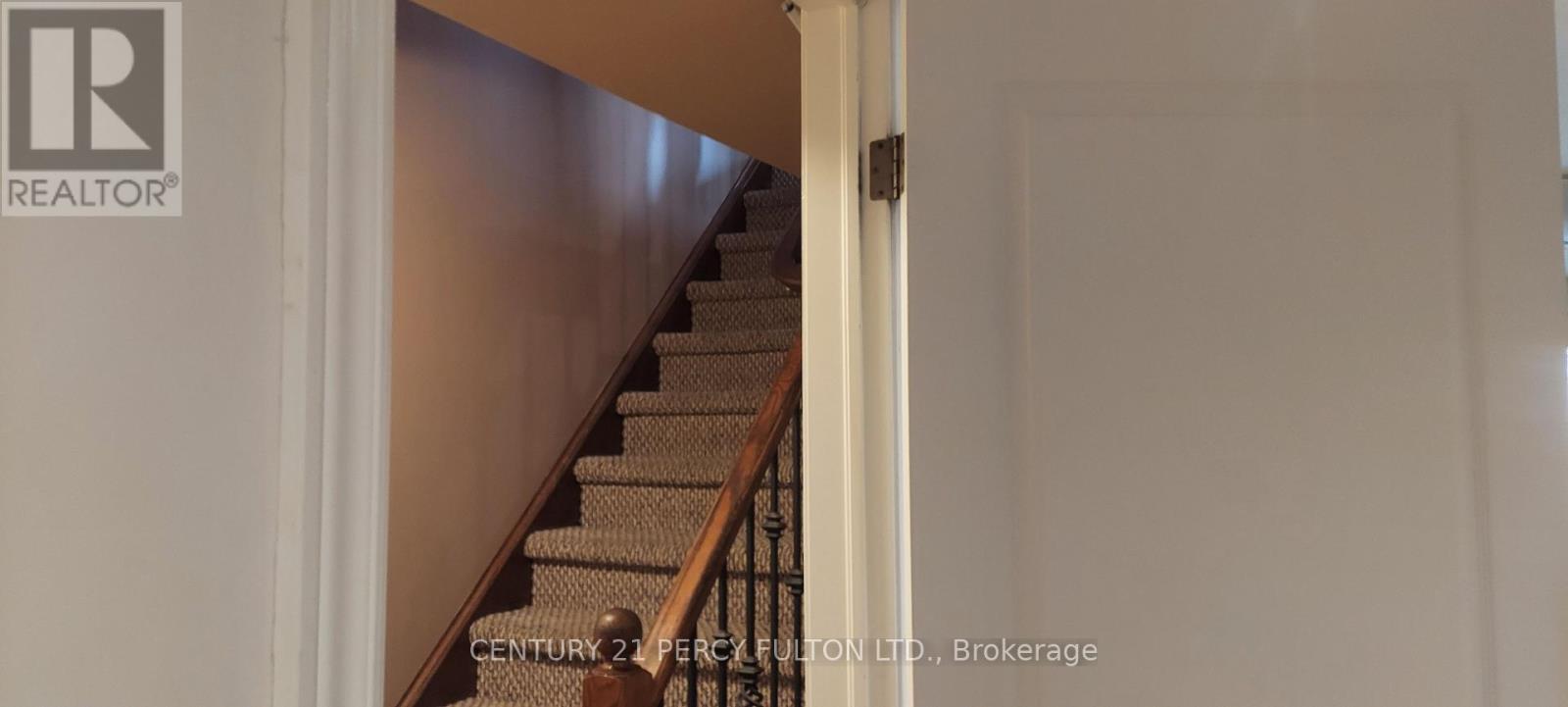 4051 Medland Drive, Burlington (Rose), Ontario  L7M 4W7 - Photo 22 - W12889766