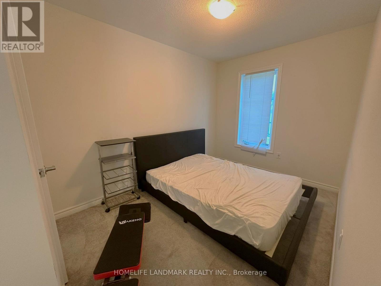 18 Lavinia Road, Brampton, Ontario L6P 4N8 - Photo 16 - W12889772