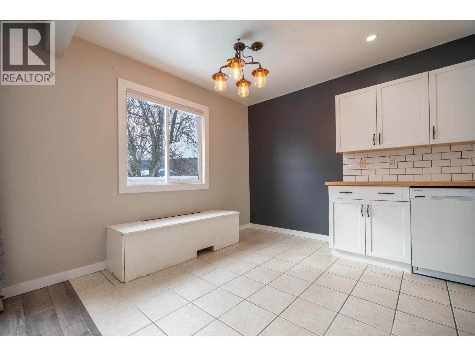 4448 1st Avenue, Prince George, British Columbia  V2M 1C8 - Photo 9 - R3100039