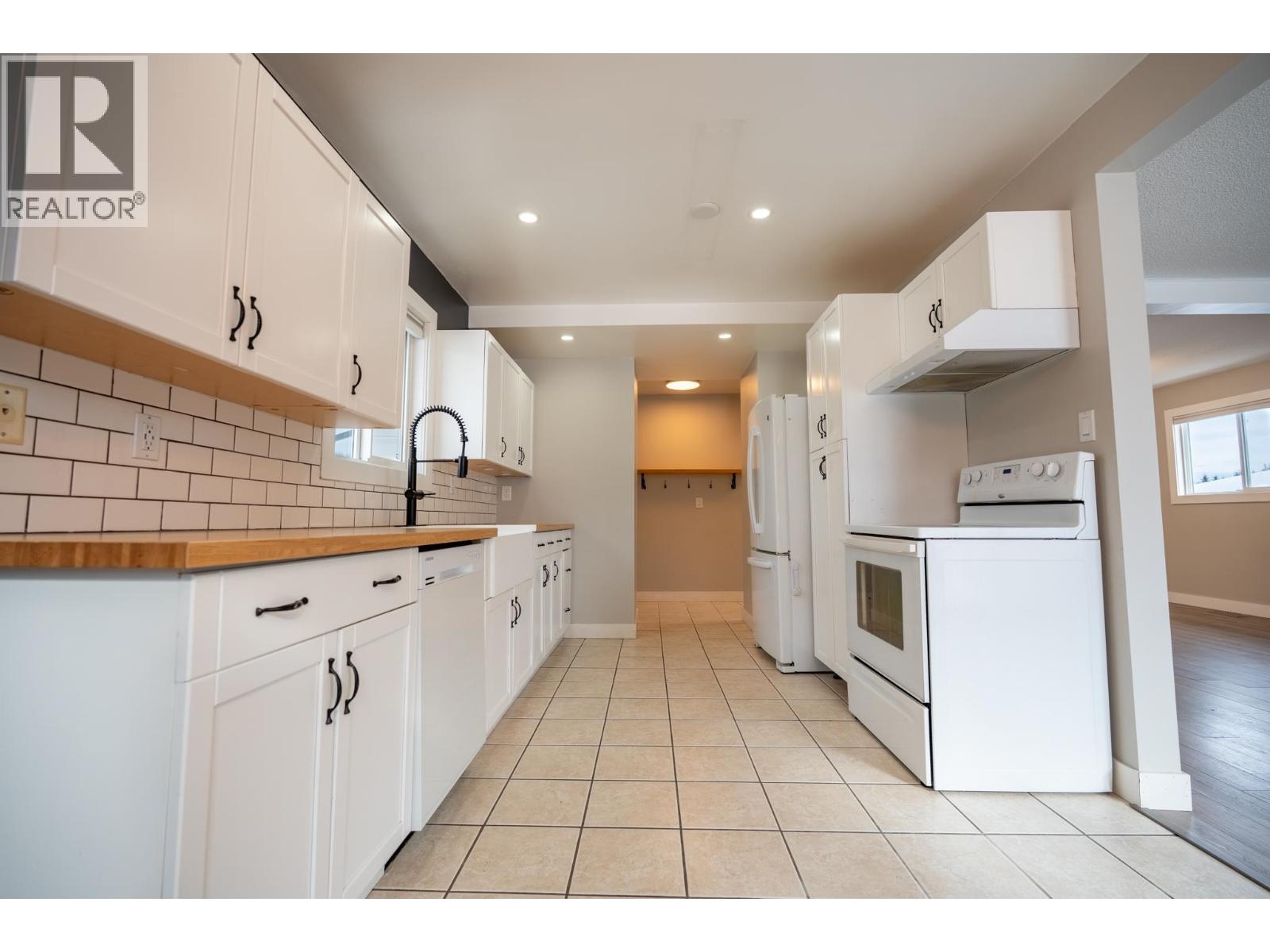 4448 1st Avenue, Prince George, British Columbia  V2M 1C8 - Photo 14 - R3100039