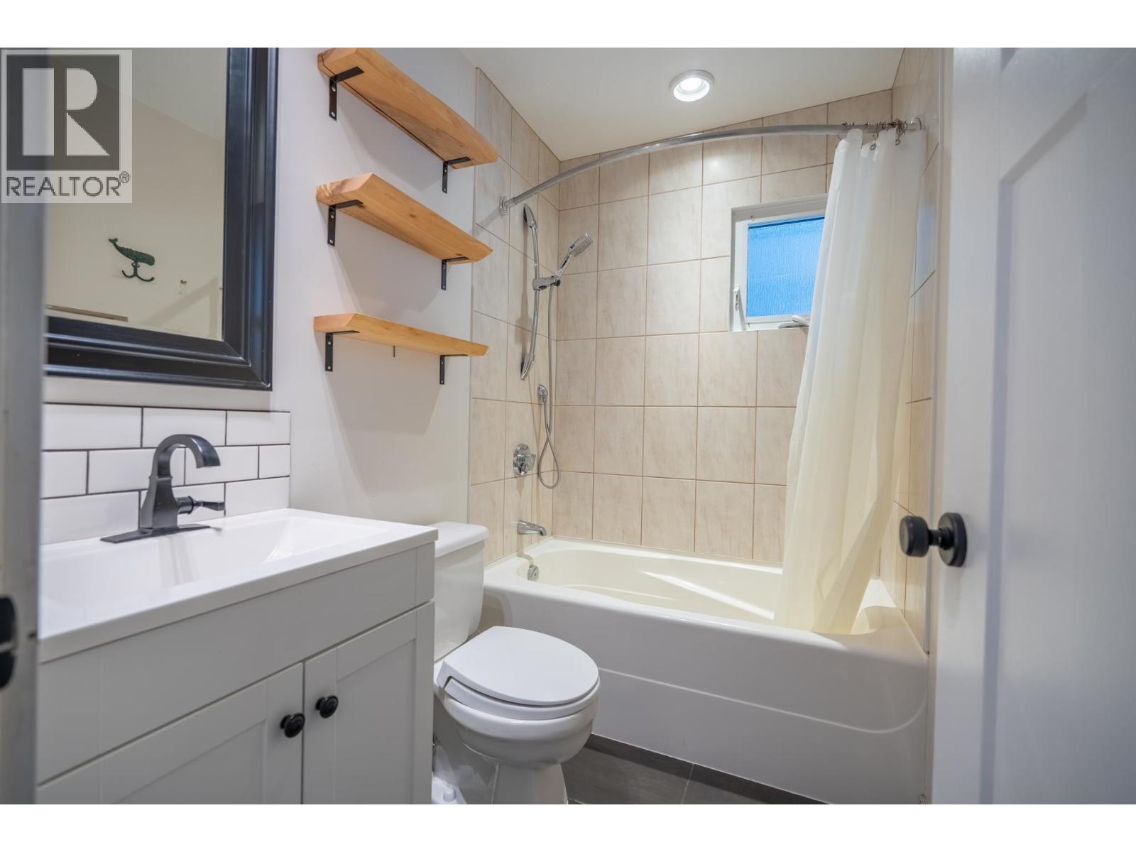 4448 1st Avenue, Prince George, British Columbia  V2M 1C8 - Photo 21 - R3100039