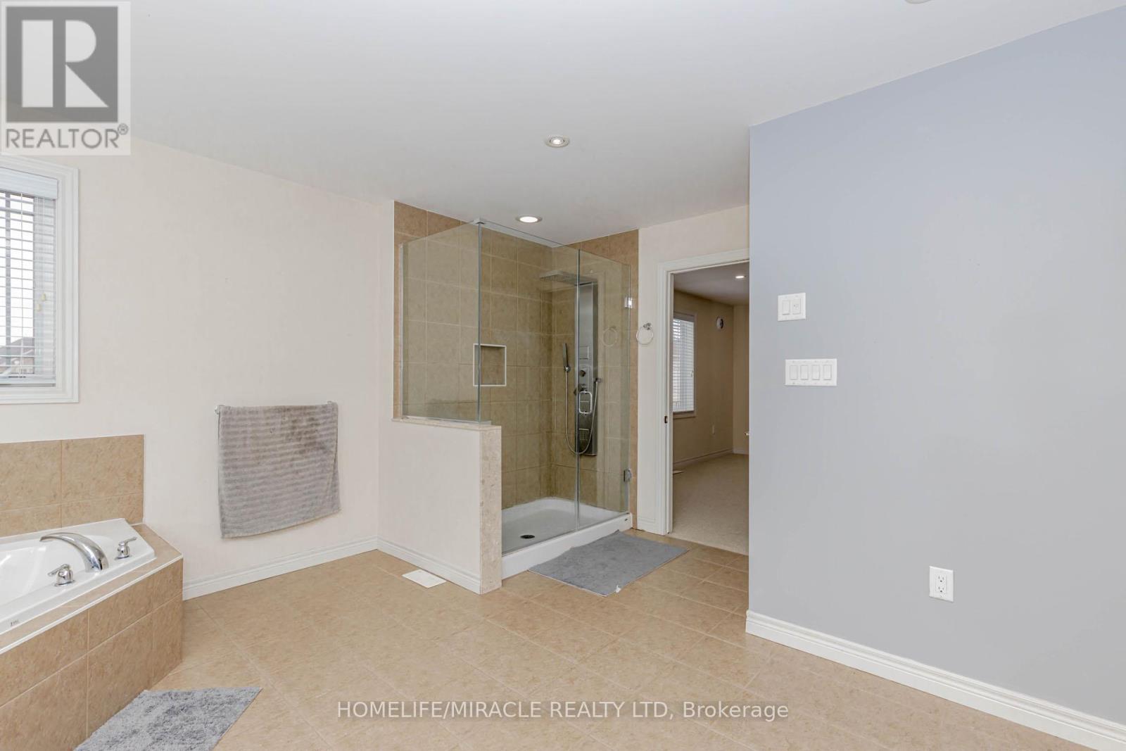 2 Doon Creek Street, Kitchener, Ontario  N2P 2R3 - Photo 38 - X12889764