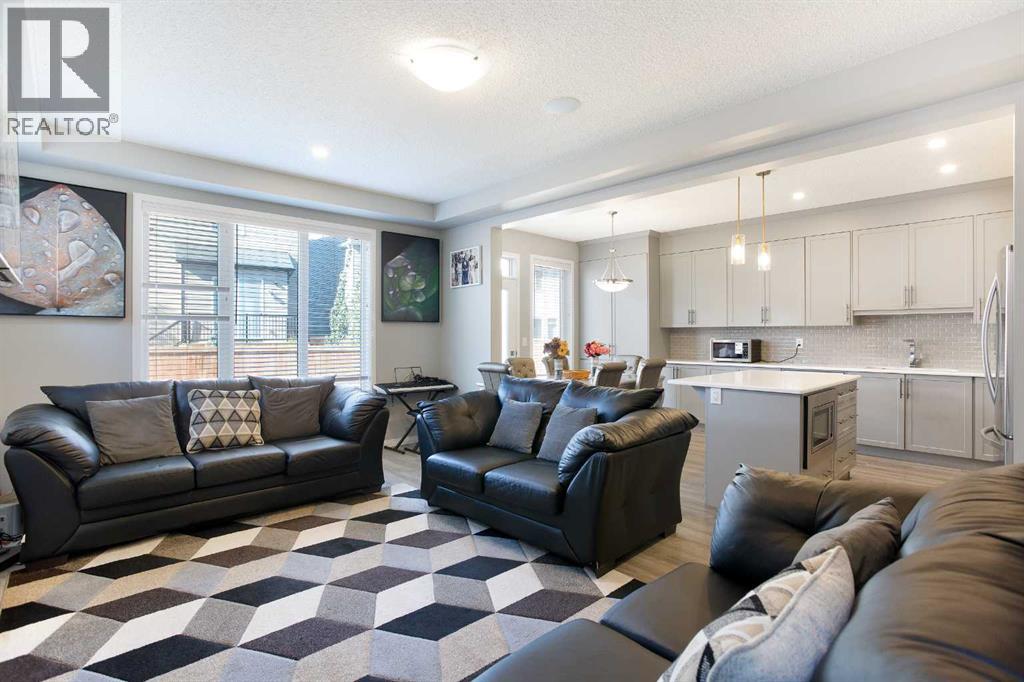 158 Osborne Common Sw, Airdrie, Alberta  T4B 5G7 - Photo 6 - A2262053