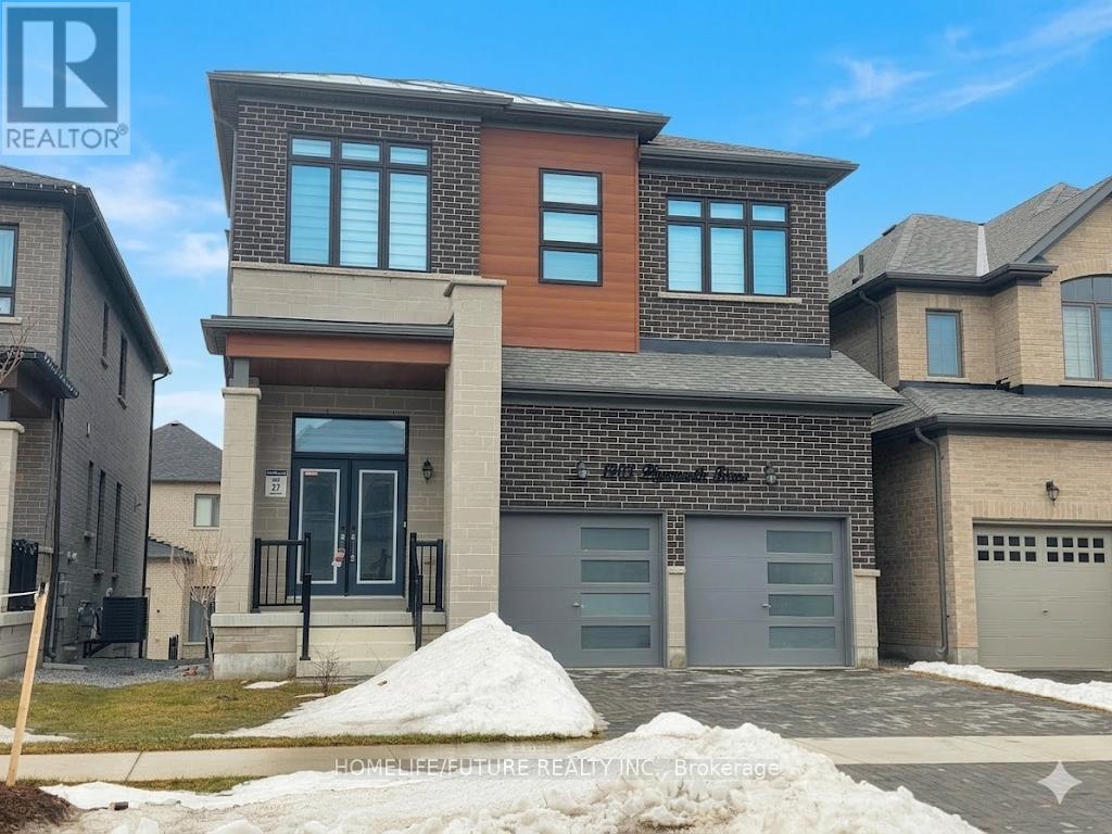 1203 PLYMOUTH DRIVE, Oshawa, Ontario