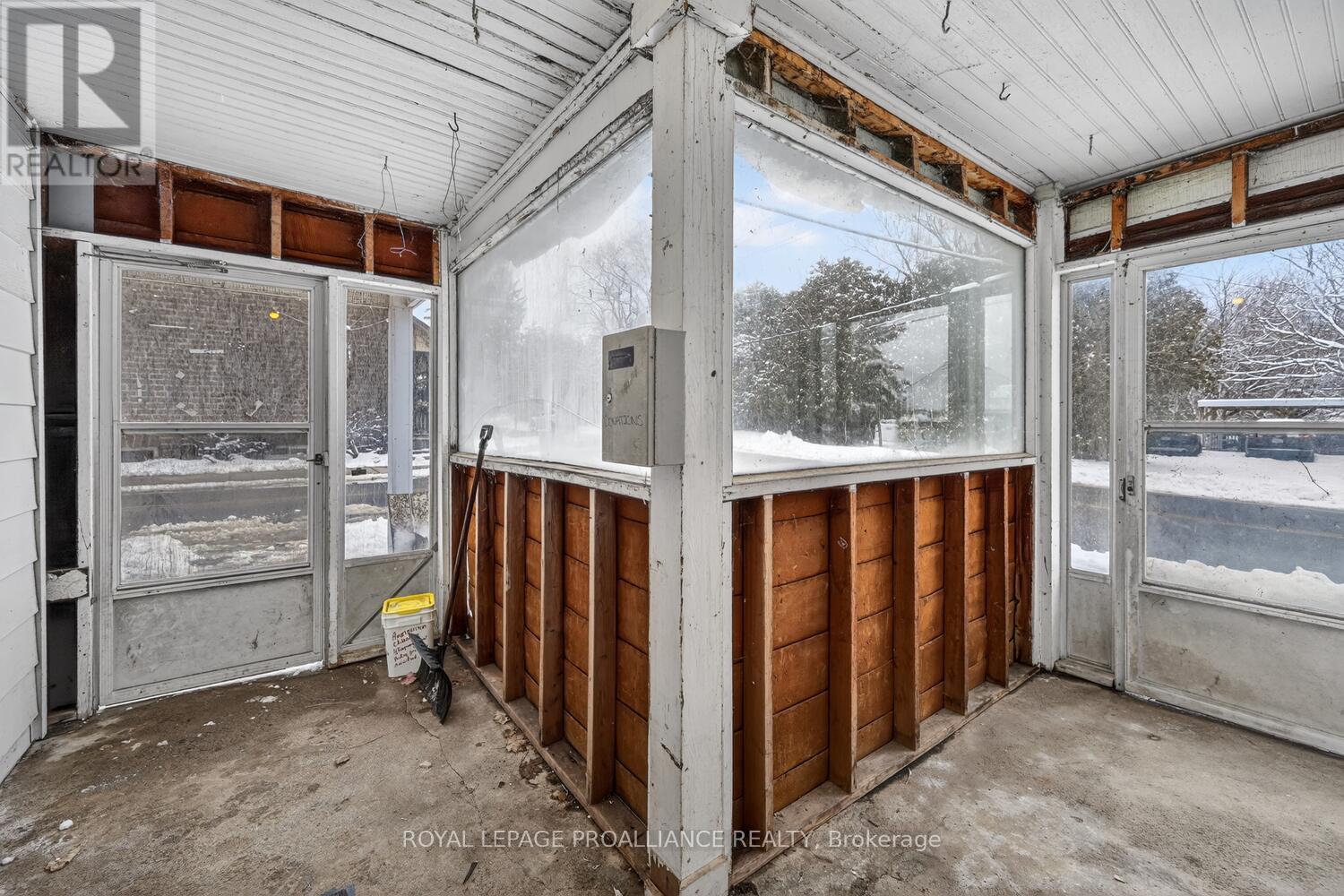 5 Water Street, North Grenville, Ontario  K0G 1S0 - Photo 3 - X12889790