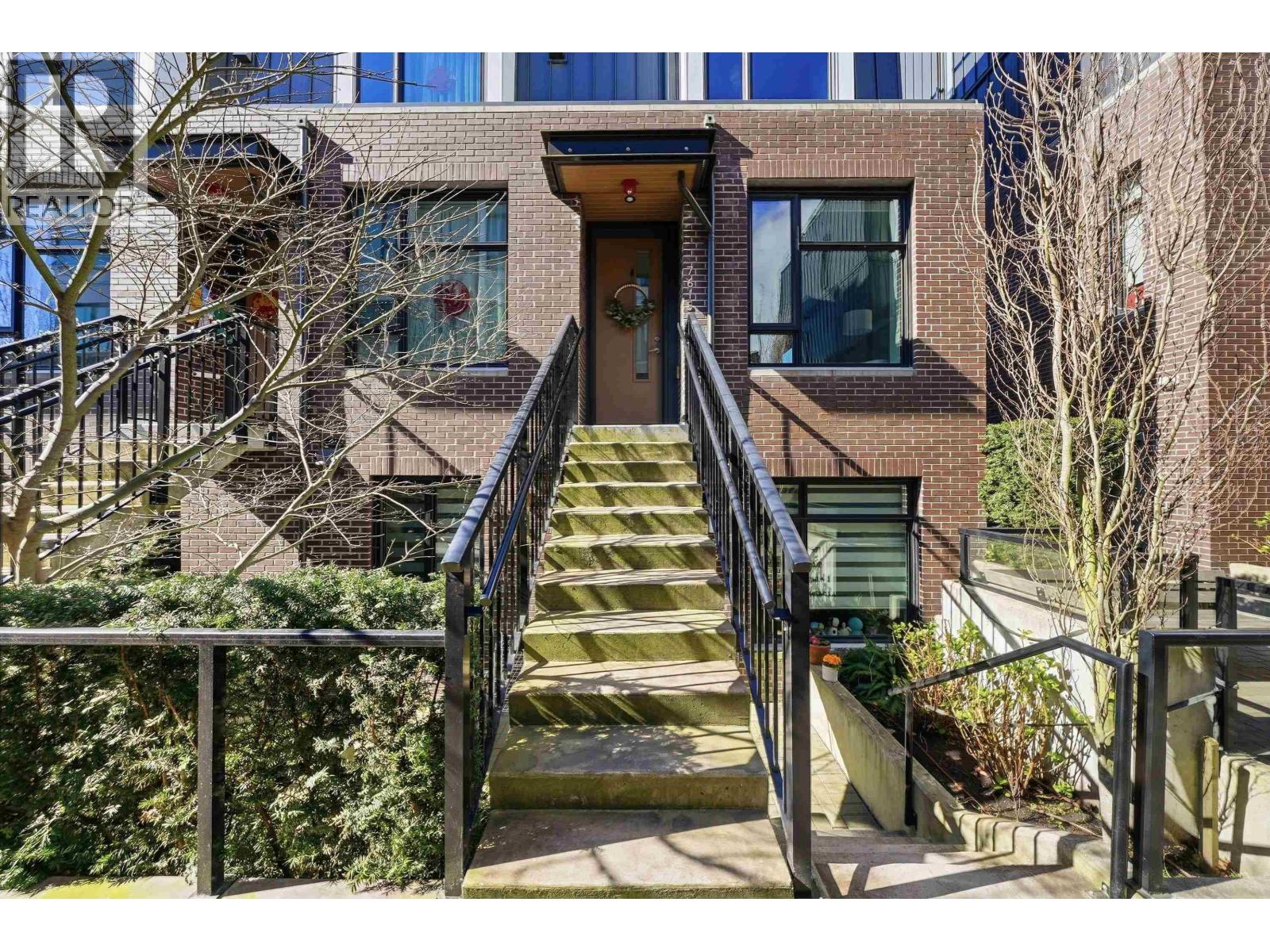 7623 Yukon Street, Vancouver, British Columbia  V5X 2Y4 - Photo 4 - R3100445