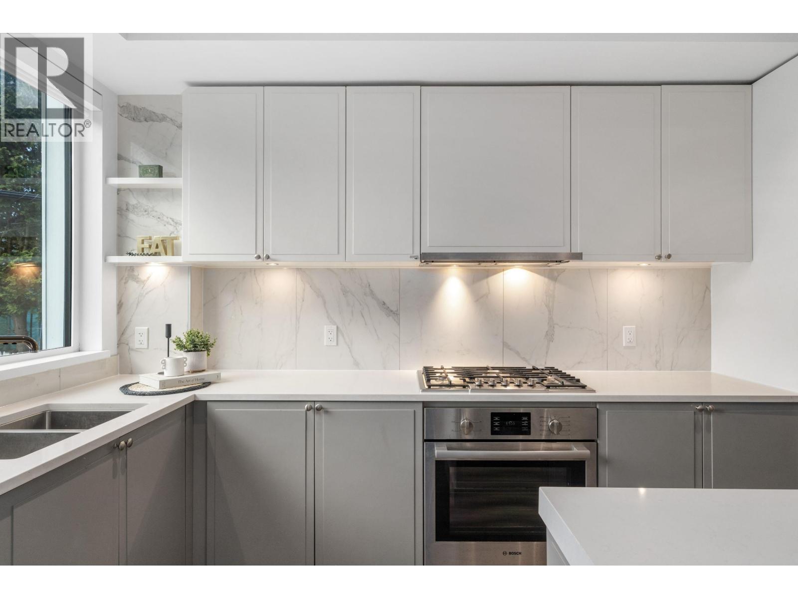 7623 Yukon Street, Vancouver, British Columbia  V5X 2Y4 - Photo 8 - R3100445