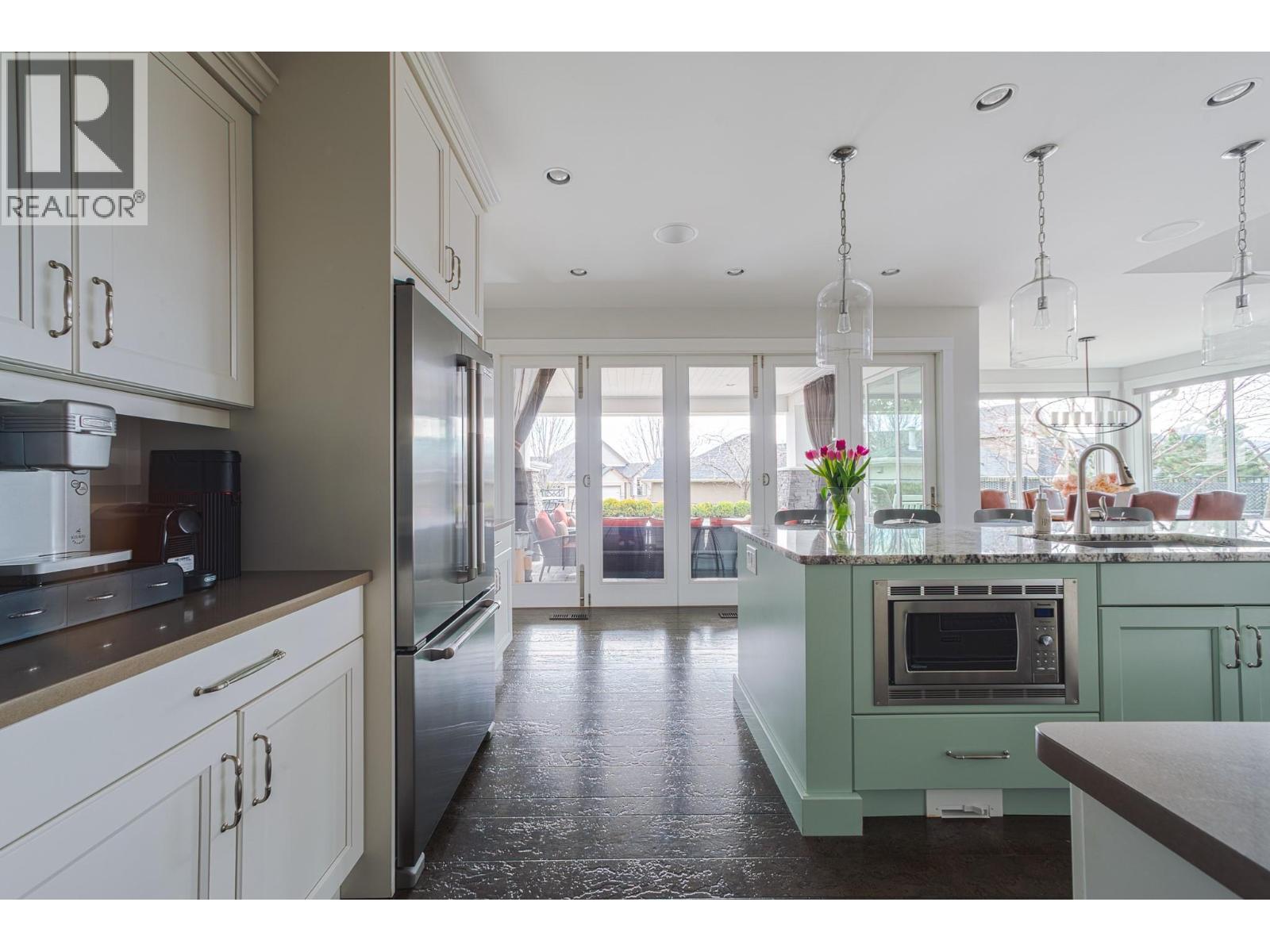 131 Skyland Drive, Kelowna, British Columbia  V1V 3A2 - Photo 12 - 10379216