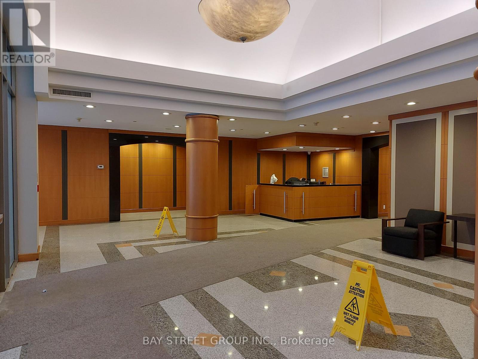 1111 - 256 Doris Avenue, Toronto, Ontario M2N 6X8 - Photo 2 - C12889806