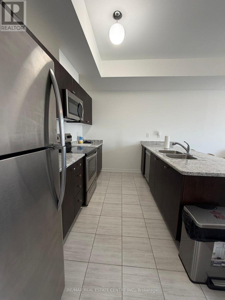 2598 William Jackson Drive, Pickering, Ontario  L1X 0E4 - Photo 13 - E12889800