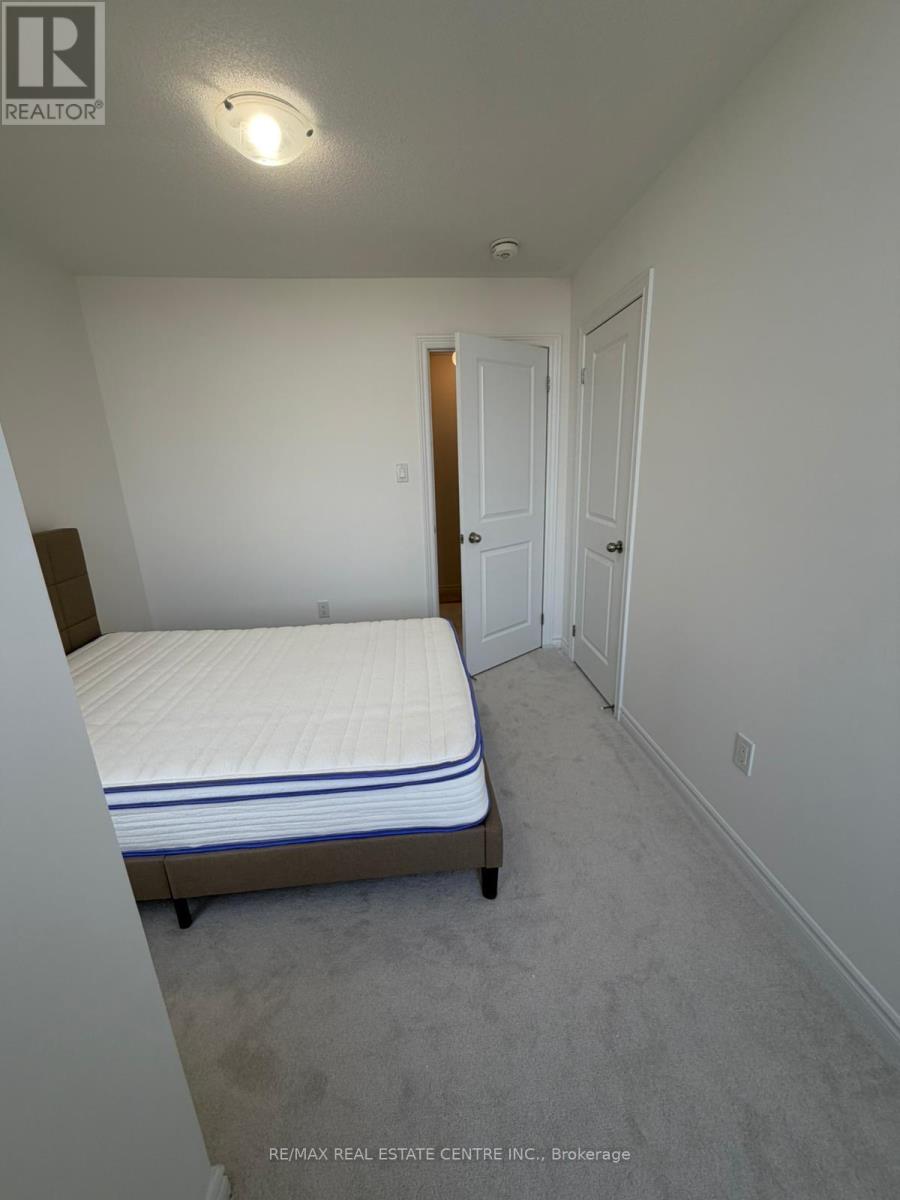 2598 William Jackson Drive, Pickering, Ontario  L1X 0E4 - Photo 18 - E12889800