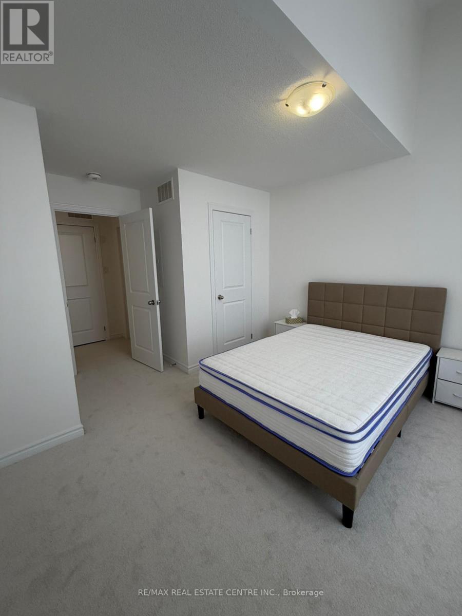 2598 William Jackson Drive, Pickering, Ontario  L1X 0E4 - Photo 25 - E12889800