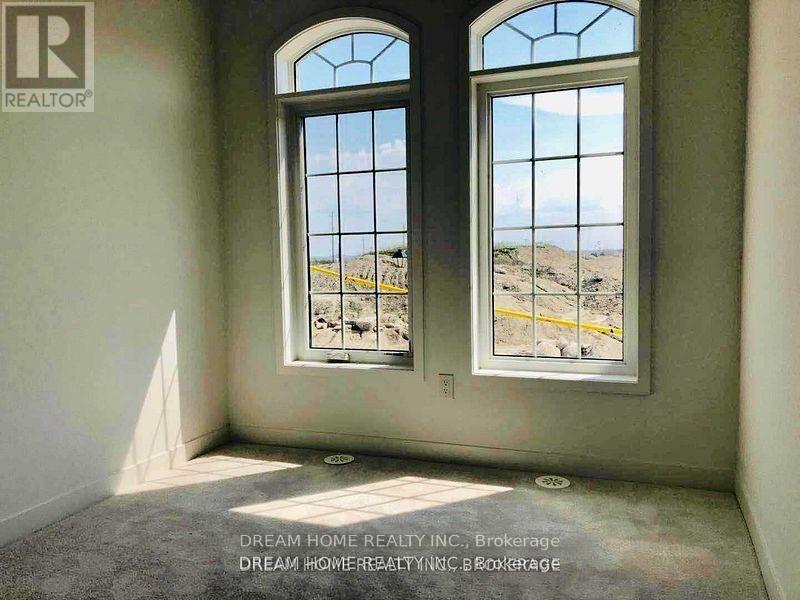 7 Heswall Lane, Newmarket, Ontario  L3Y 0E1 - Photo 13 - N12889798