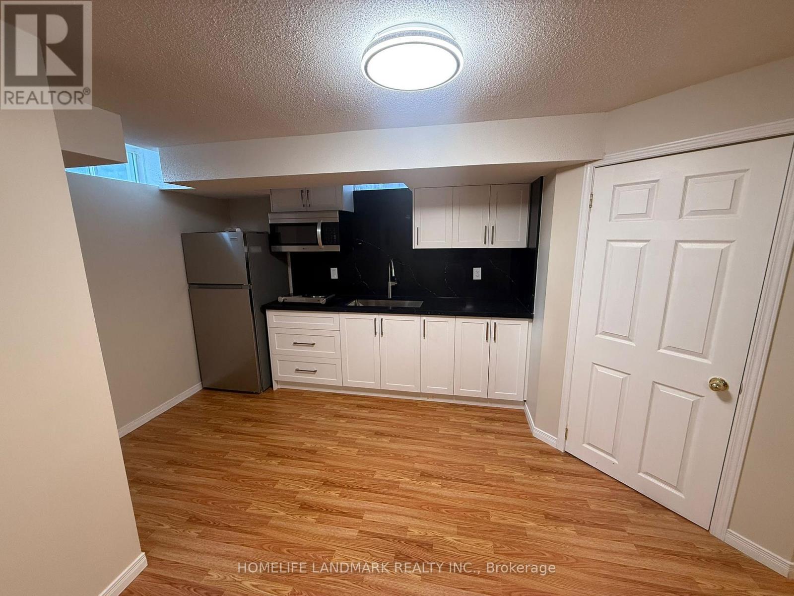 33 Silver Linden Drive, Richmond Hill, Ontario  L4B 3S8 - Photo 13 - N12889808