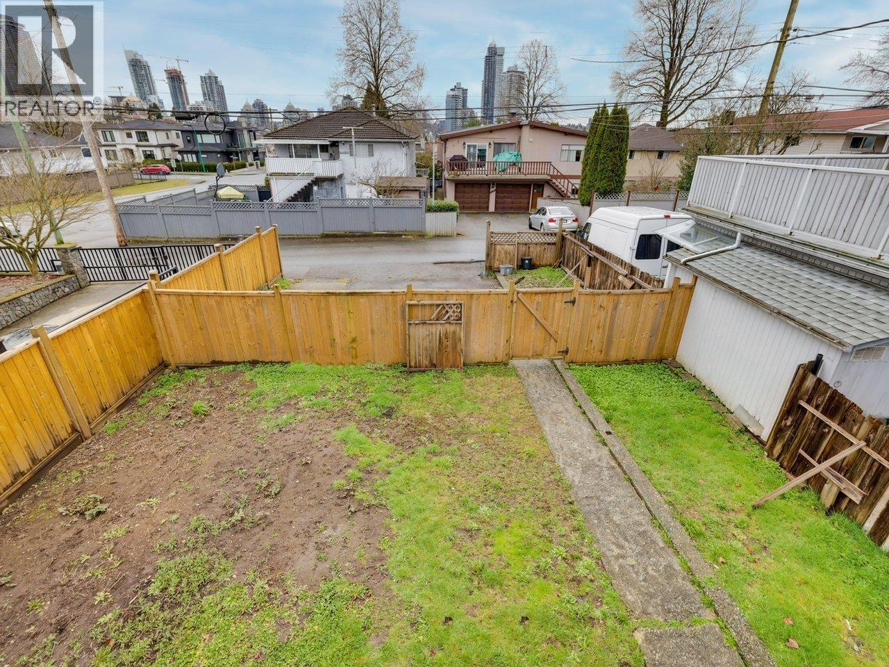 4168 Parker Street, Burnaby, British Columbia  V5C 3C1 - Photo 27 - R3100350