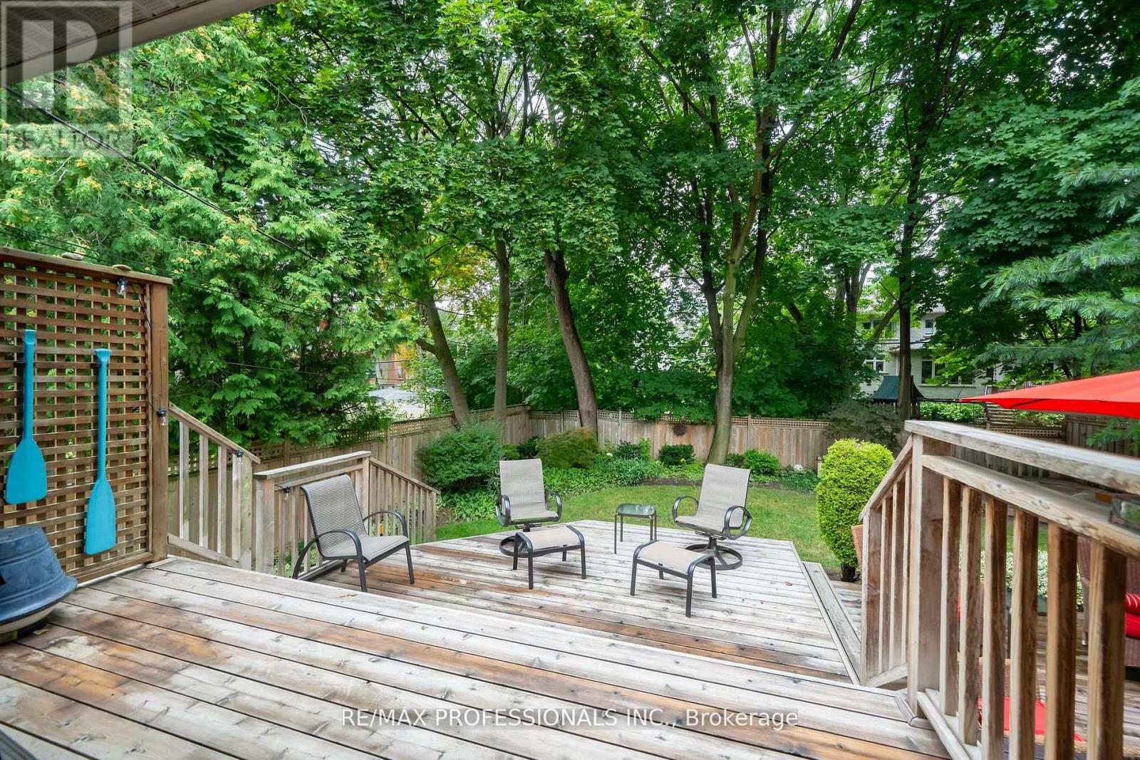 4662 Dundas Street W, Toronto, Ontario  M9A 1A6 - Photo 42 - W12889128