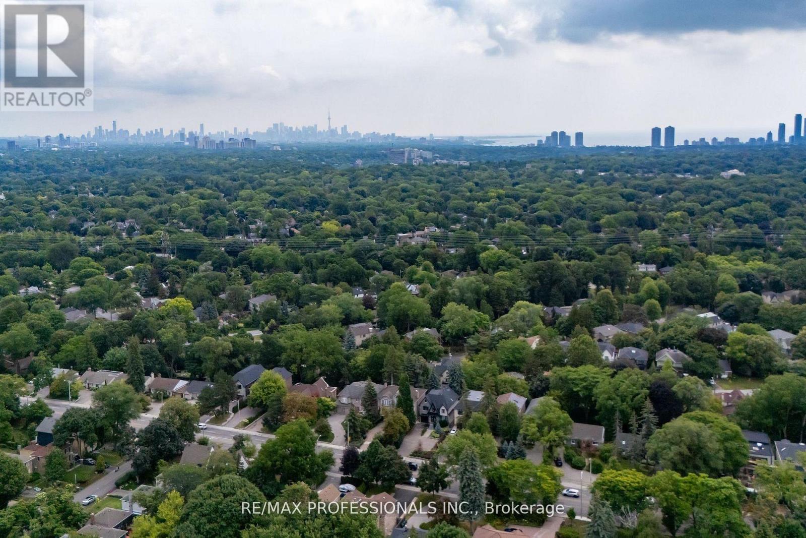 4662 Dundas Street W, Toronto, Ontario  M9A 1A6 - Photo 46 - W12889128