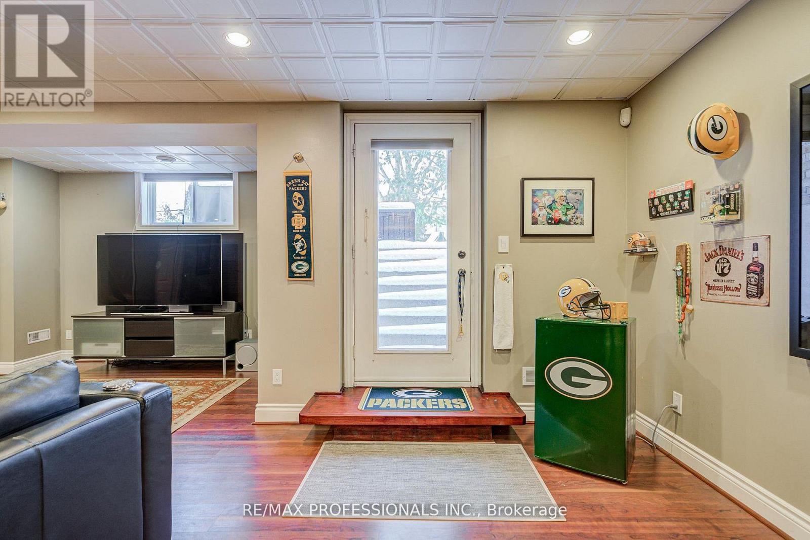 4662 Dundas Street W, Toronto, Ontario  M9A 1A6 - Photo 40 - W12889128