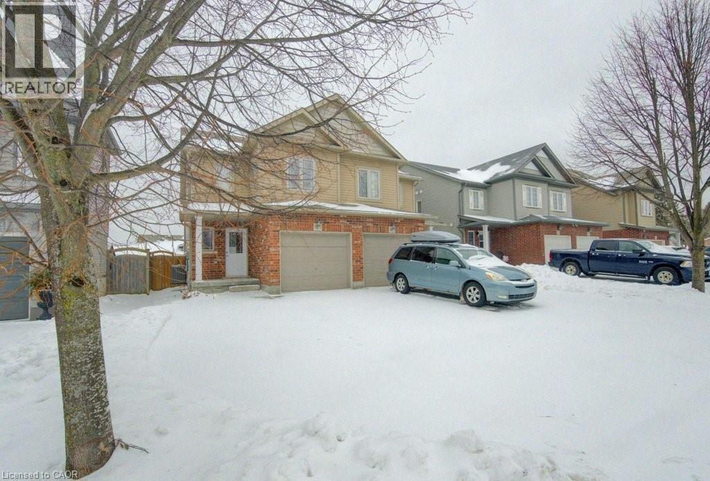 315 Tagge Crescent, Kitchener, Ontario  N2K 3R7 - Photo 3 - 40810541