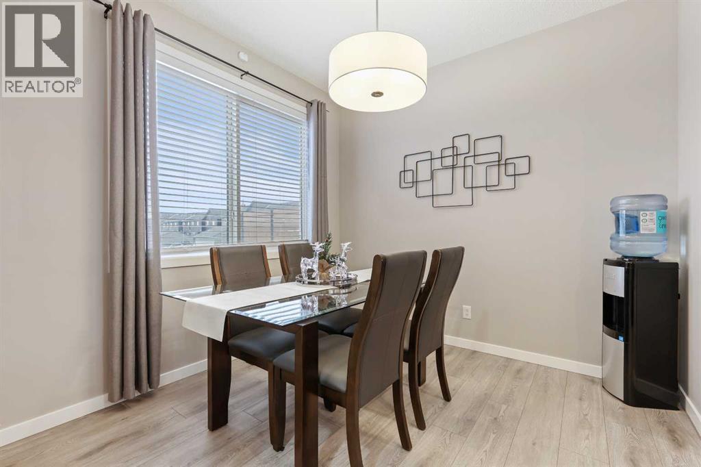 754 Belmont Drive Sw, Calgary, Alberta  T2X 4H4 - Photo 10 - A2287782