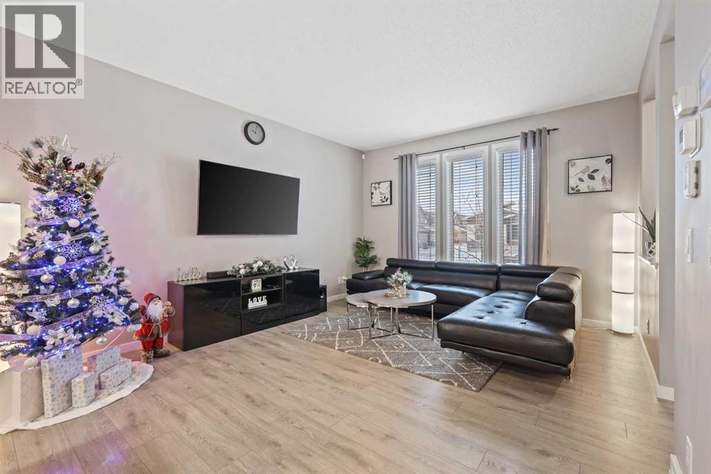 754 Belmont Drive Sw, Calgary, Alberta  T2X 4H4 - Photo 14 - A2287782