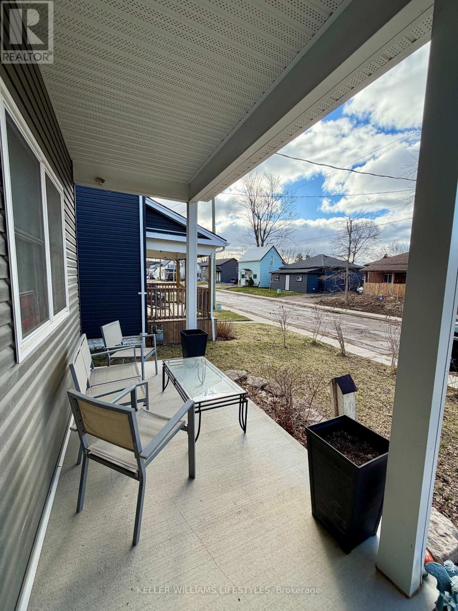 13 Meda Street, St. Thomas, Ontario  N5P 1W4 - Photo 3 - X12889830