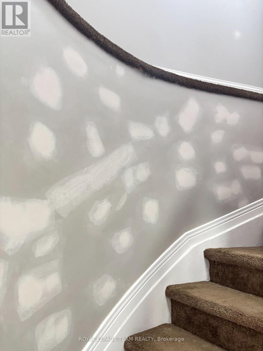 1501 Launay Avenue, Ottawa, Ontario  K4A 3S1 - Photo 11 - X12889840