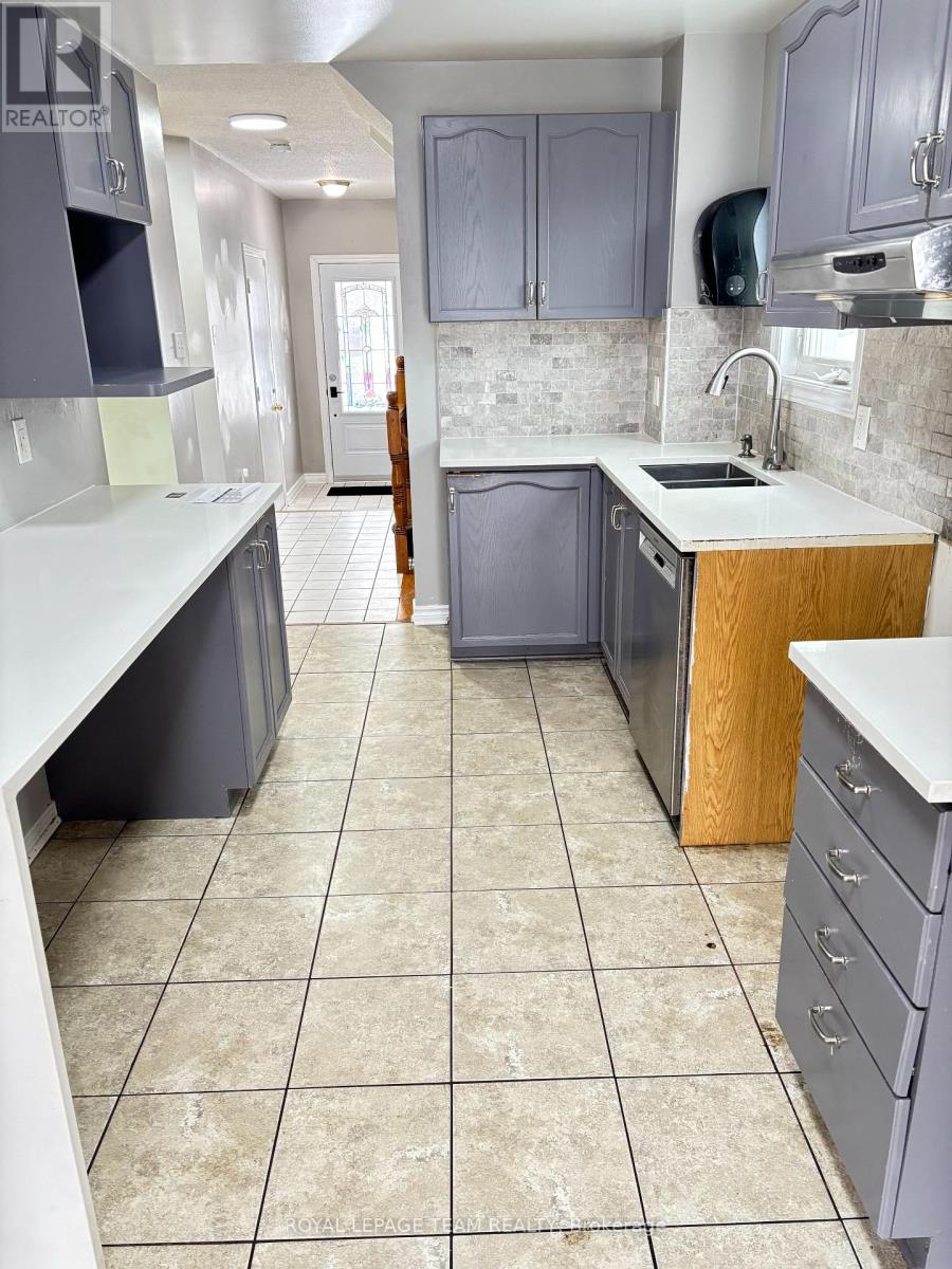 1501 Launay Avenue, Ottawa, Ontario  K4A 3S1 - Photo 5 - X12889840