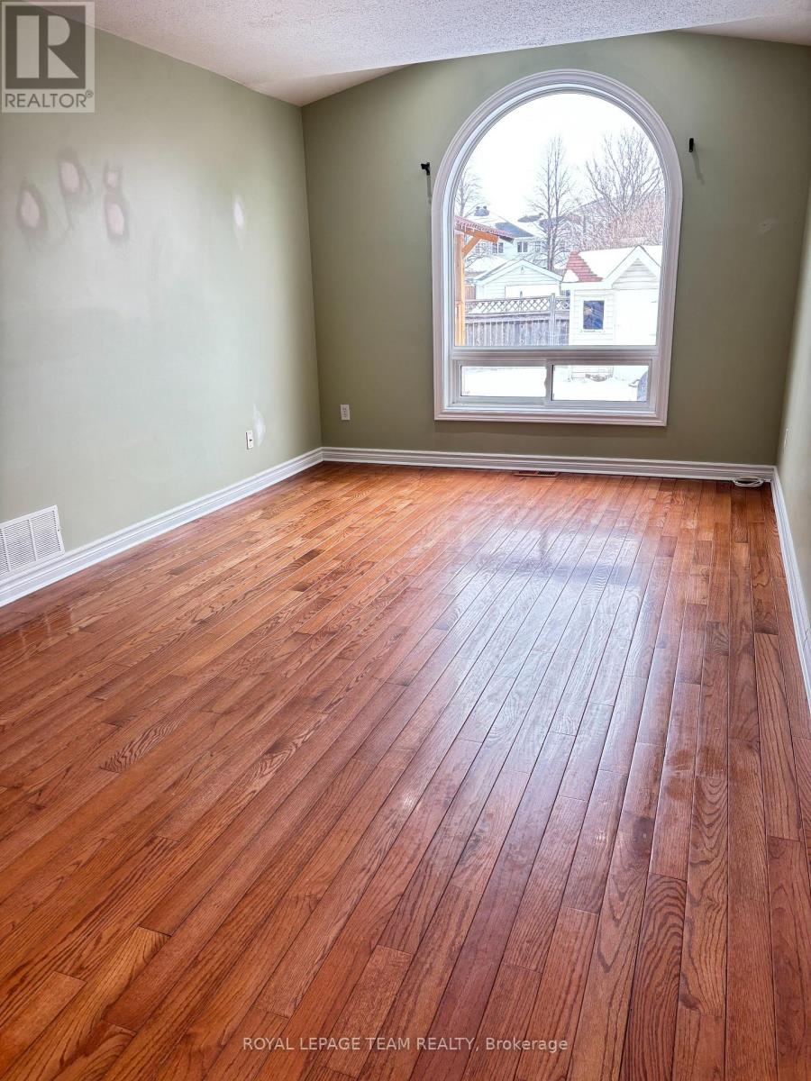 1501 Launay Avenue, Ottawa, Ontario  K4A 3S1 - Photo 9 - X12889840