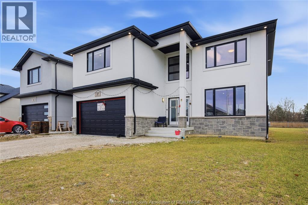 37 Kingsbridge Drive, Amherstburg, Ontario  N9V 4A5 - Photo 2 - 26005476