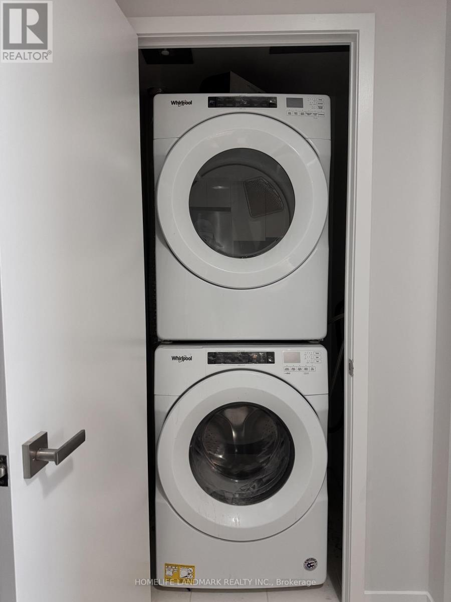 665 - 31 Tippett Road, Toronto, Ontario  M3H 0C8 - Photo 4 - C12889824