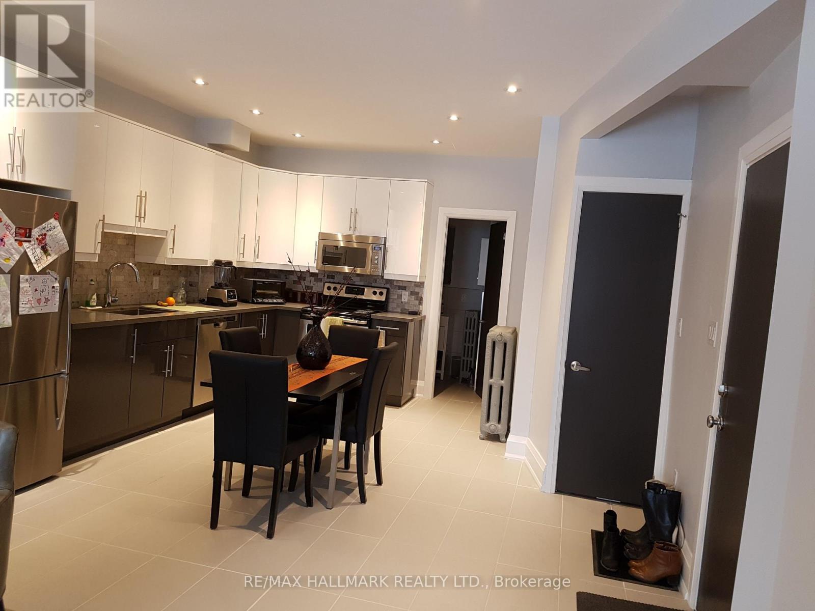 2nd Front - 153 Rusholme Road, Toronto, Ontario  M6H 2Y6 - Photo 7 - C12889852