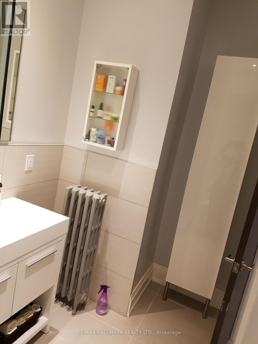 2nd Front - 153 Rusholme Road, Toronto, Ontario  M6H 2Y6 - Photo 9 - C12889852