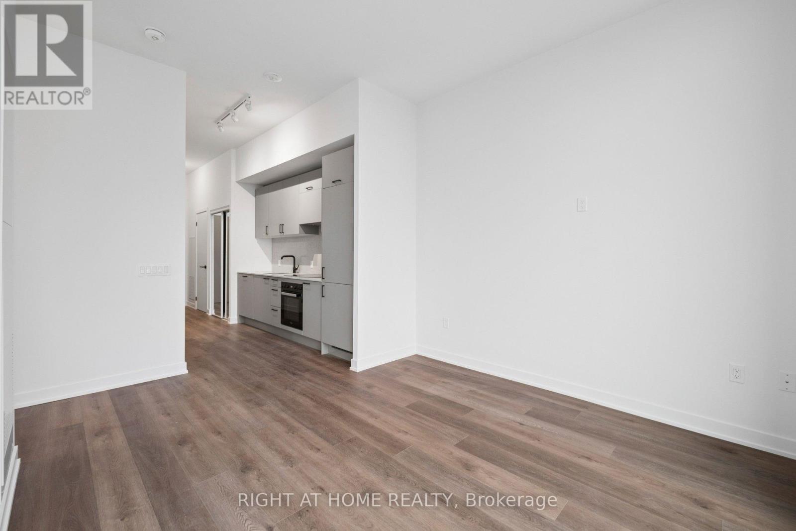 2117 - 1 Quarrington Lane, Toronto, Ontario  M3C 0S4 - Photo 17 - C12889856