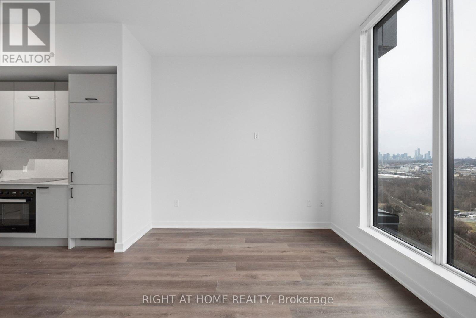 2117 - 1 Quarrington Lane, Toronto, Ontario  M3C 0S4 - Photo 18 - C12889856