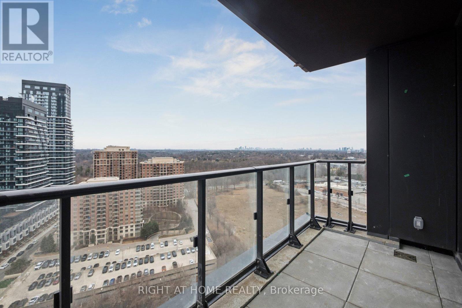 2117 - 1 Quarrington Lane, Toronto, Ontario  M3C 0S4 - Photo 32 - C12889856