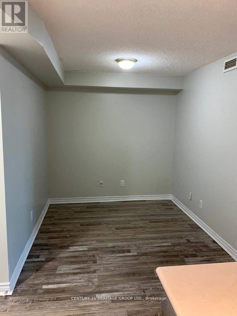 803 - 8 Mondeo Drive, Toronto, Ontario  M1P 5C7 - Photo 16 - E12889854