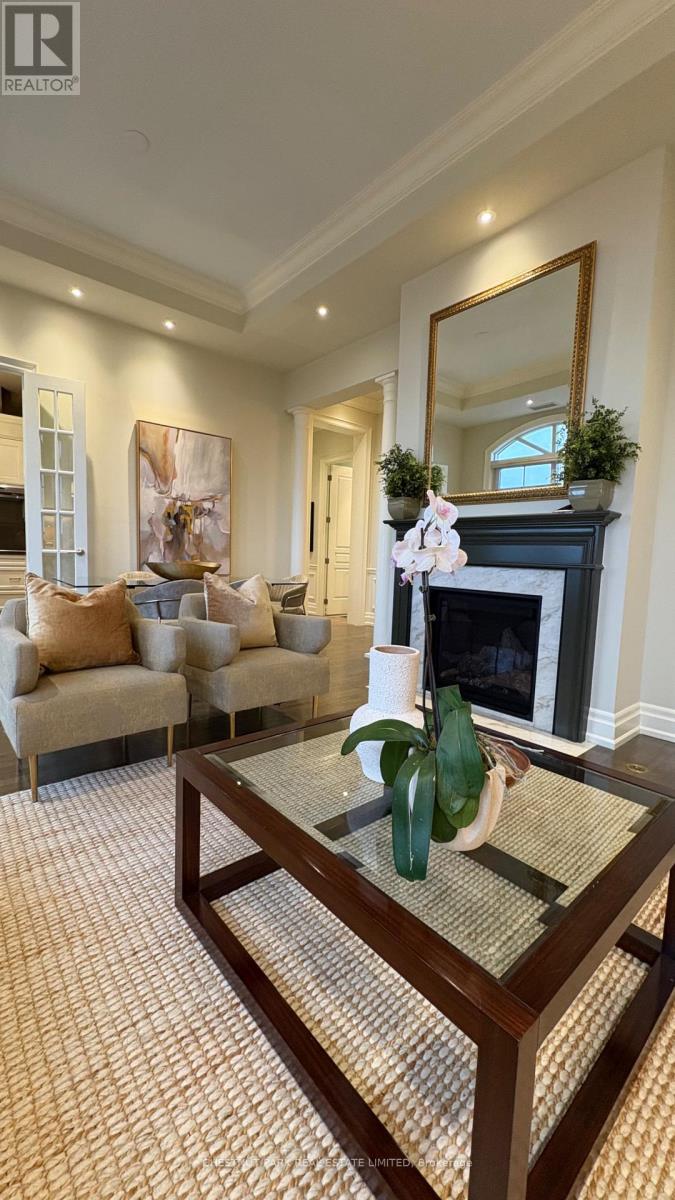 804 - 21 Burkebrook Place, Toronto, Ontario  M4G 0A2 - Photo 11 - C12871972