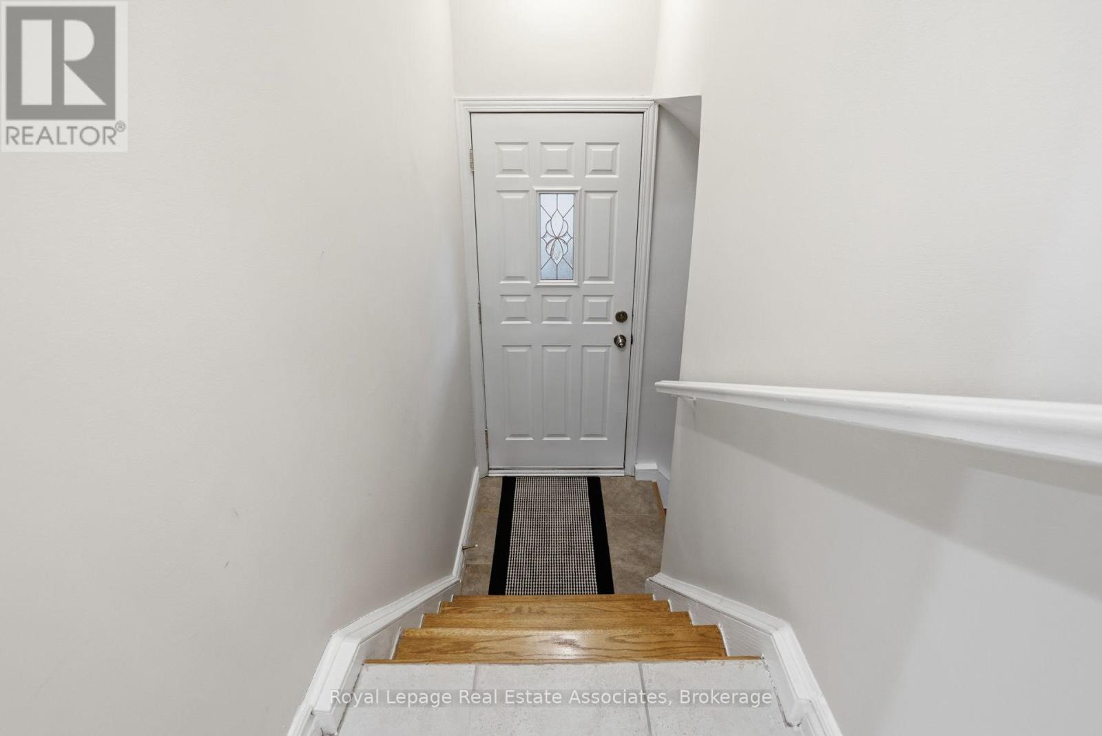 2874 Weston Road S, Toronto, Ontario  M9M 2S3 - Photo 17 - W12889816