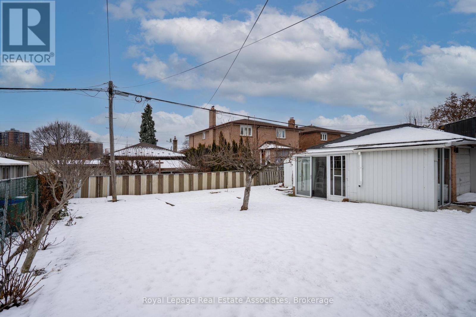 2874 Weston Road S, Toronto, Ontario  M9M 2S3 - Photo 31 - W12889816