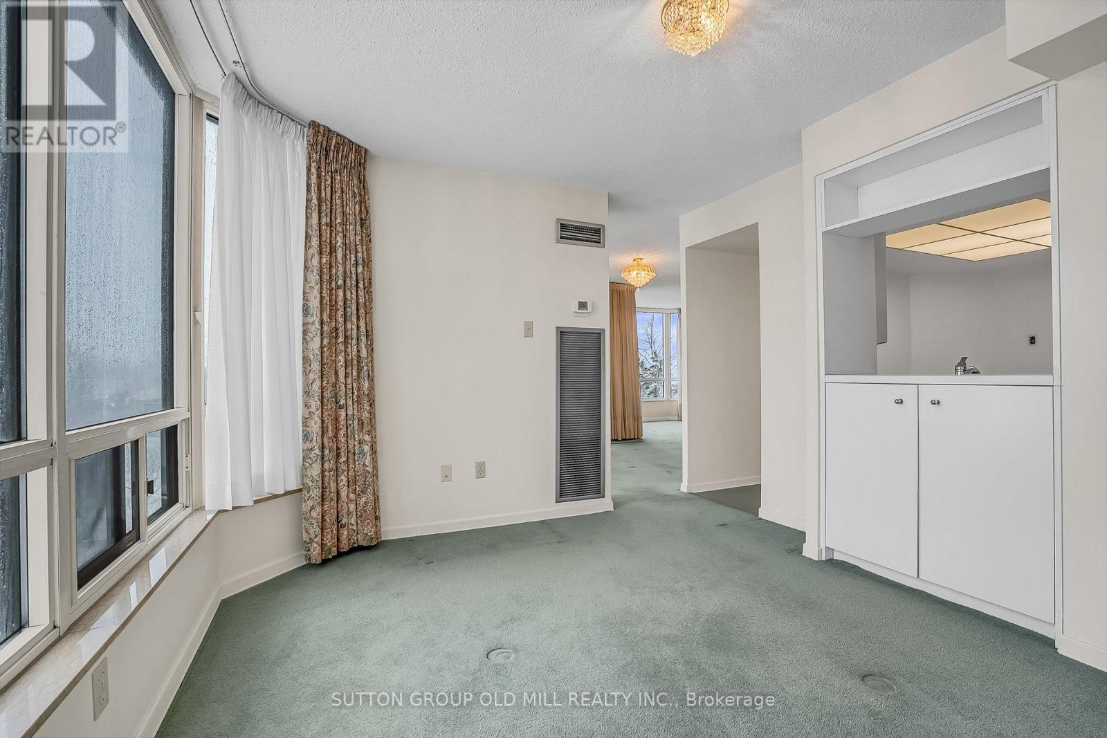 601 - 1320 Islington Avenue, Toronto, Ontario  M9A 5C6 - Photo 13 - W12889844